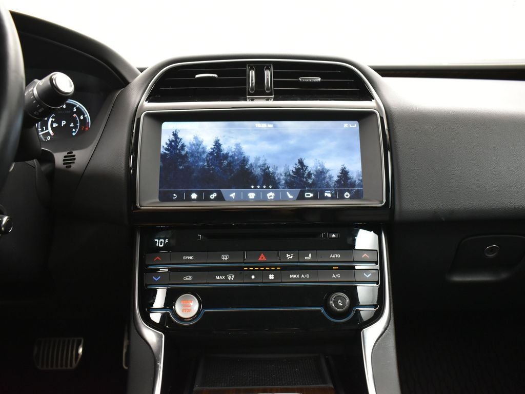 2019 Jaguar XE 25t Prestige