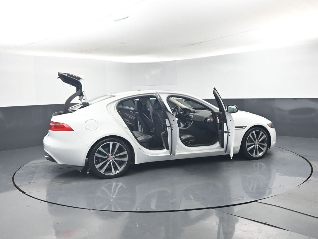 2019 Jaguar XE 25t Prestige