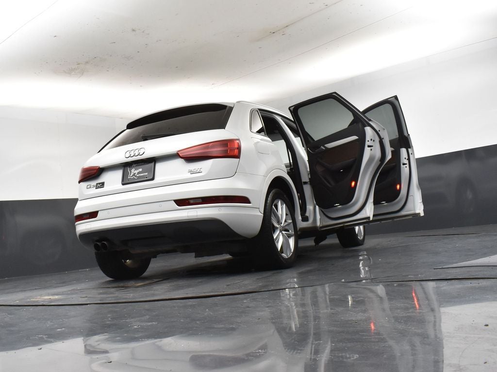 2017 Audi Q3 2.0T Premium quattro