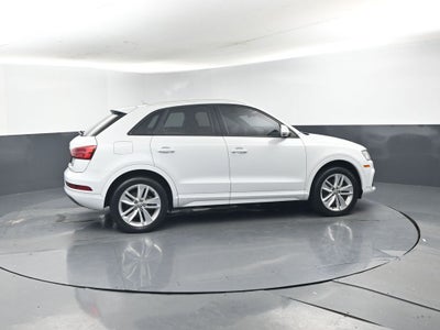 2017 Audi Q3 2.0T Premium quattro