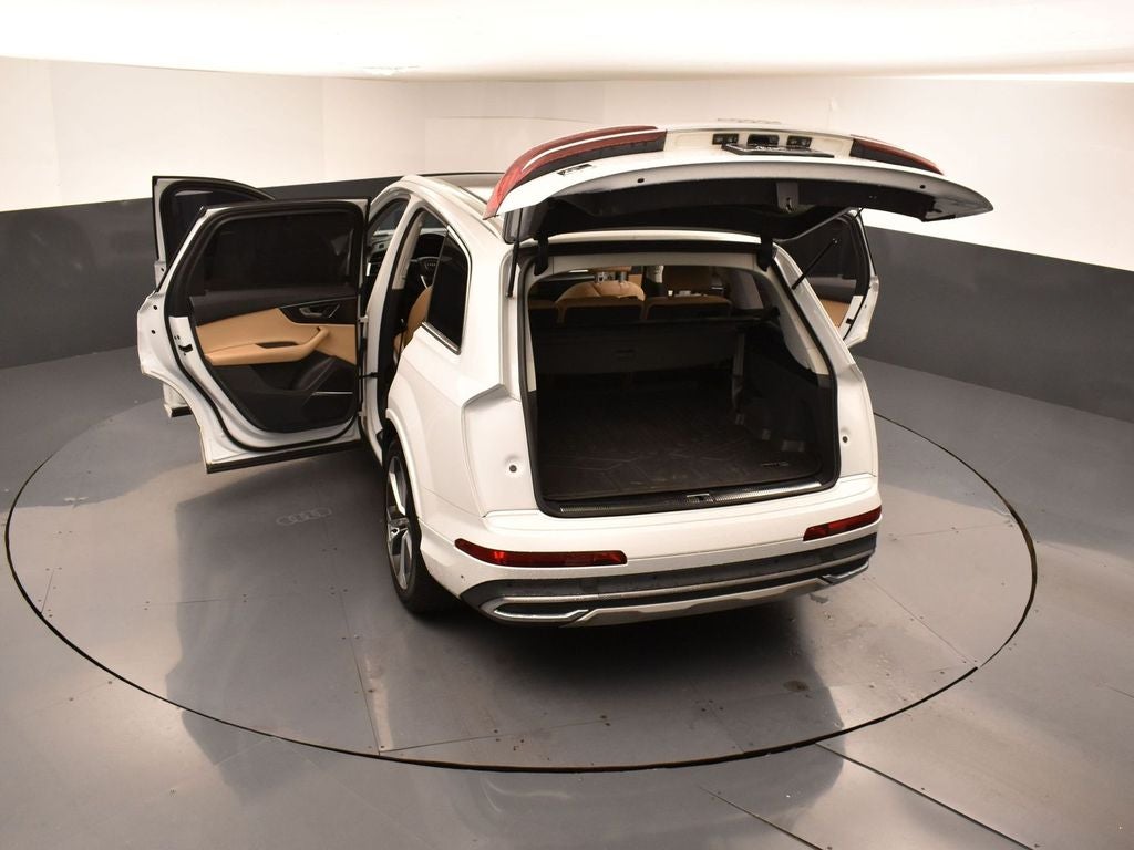 2021 Audi Q7 55 Prestige quattro