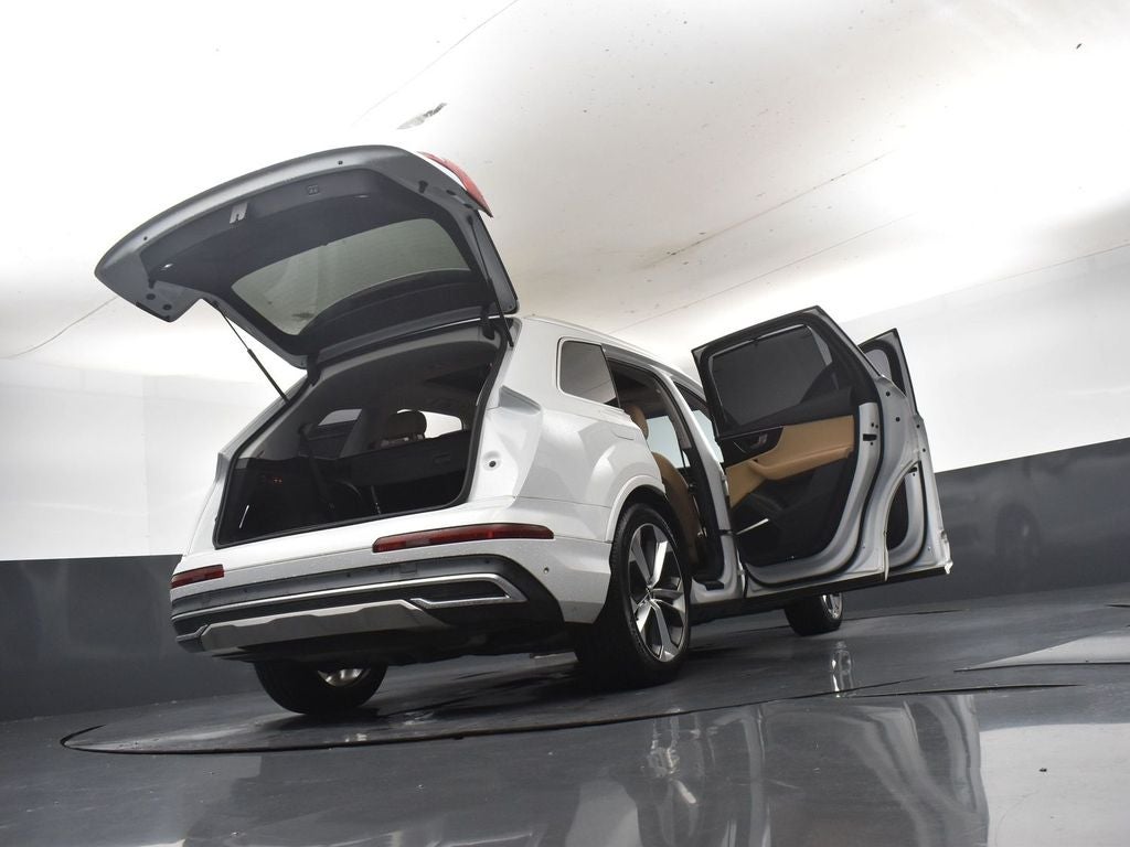2021 Audi Q7 55 Prestige quattro
