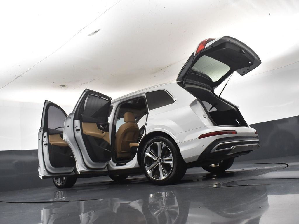 2021 Audi Q7 55 Prestige quattro
