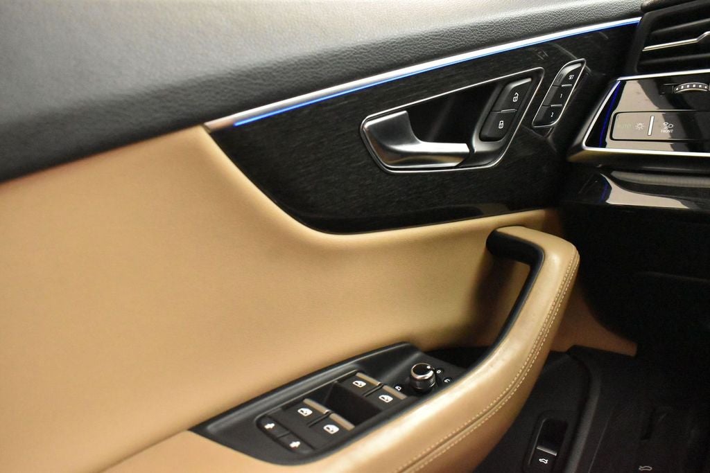 2021 Audi Q7 55 Prestige quattro