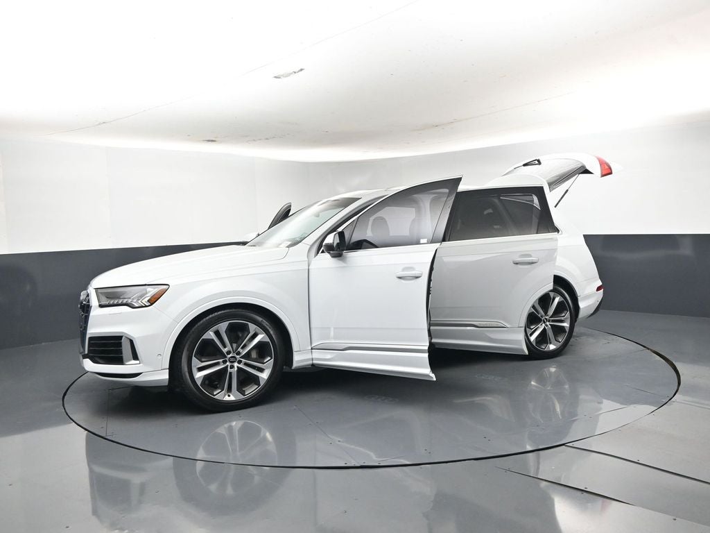 2021 Audi Q7 55 Prestige quattro